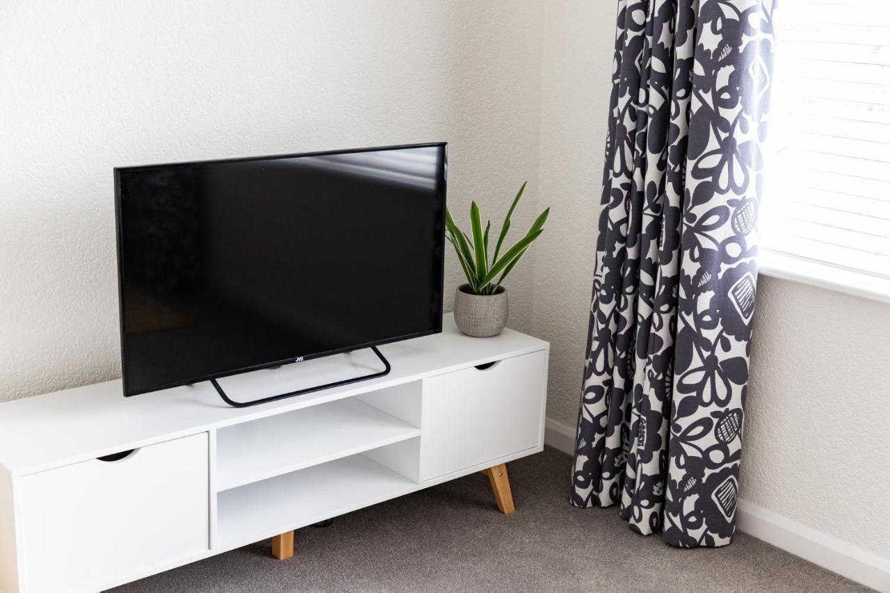 1 Chatsworth Riverscape Apartments - Riverview Apartment In Great Location With Free Parking Overlooking The Gannel Just A Short Walk From Newquays Incredible Beaches And Local Amenities 新码头 外观 照片
