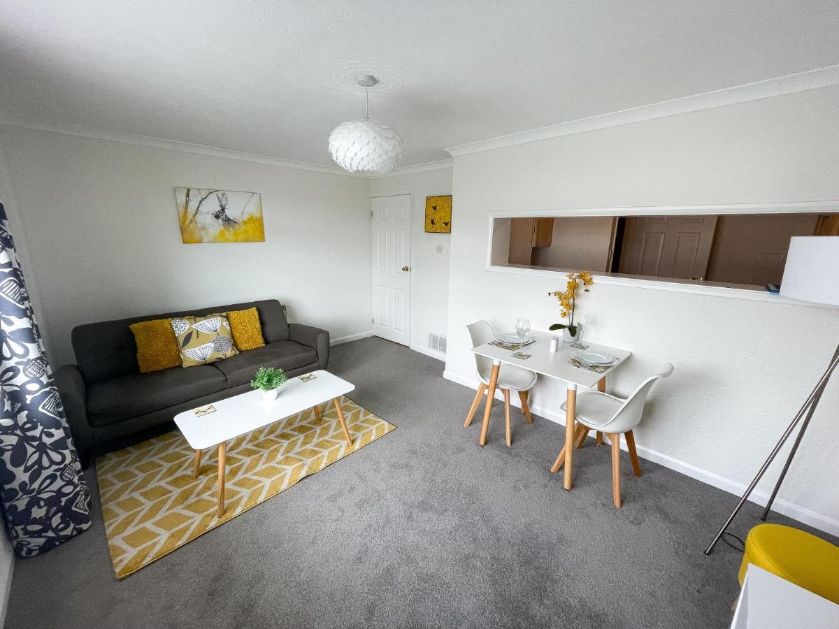 1 Chatsworth Riverscape Apartments - Riverview Apartment In Great Location With Free Parking Overlooking The Gannel Just A Short Walk From Newquays Incredible Beaches And Local Amenities 新码头 外观 照片